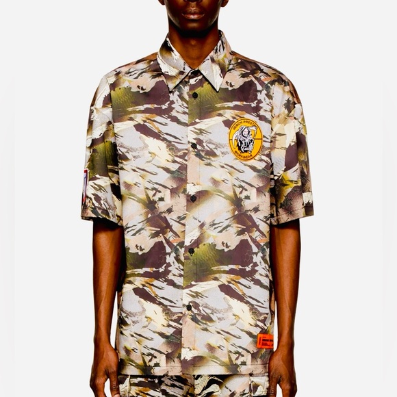Heron Preston Camo Button Up Shirt Logo Patch Allover Print Short Sleeve Summer - Picture 3 of 12